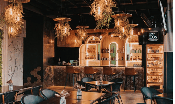 Palos-Bar ¿Plan con las chicas? Estos lugares tienen lo que necesitas