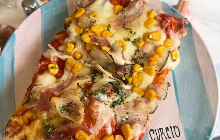 Curcio-Pizza-al-Taglio Pizzas que enamoran: Pizzerías imperdibles en Santo Domingo