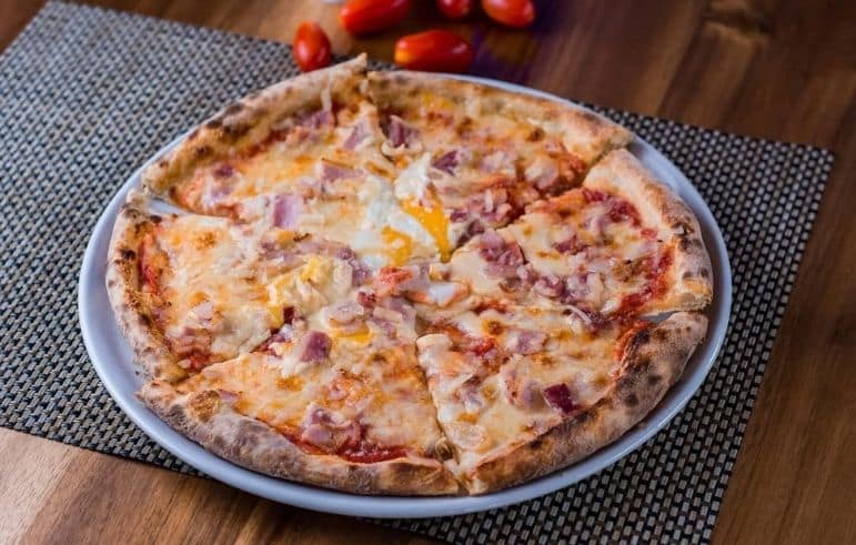 Pizzeria-Trattoria-Martini Pizzas que enamoran: Pizzerías imperdibles en Santo Domingo