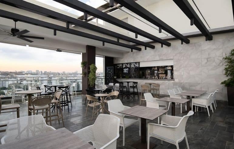 107-Rooftop-–-Romance-con-vistas Bares románticos (pero cool) para San Valentín en Santo Domingo