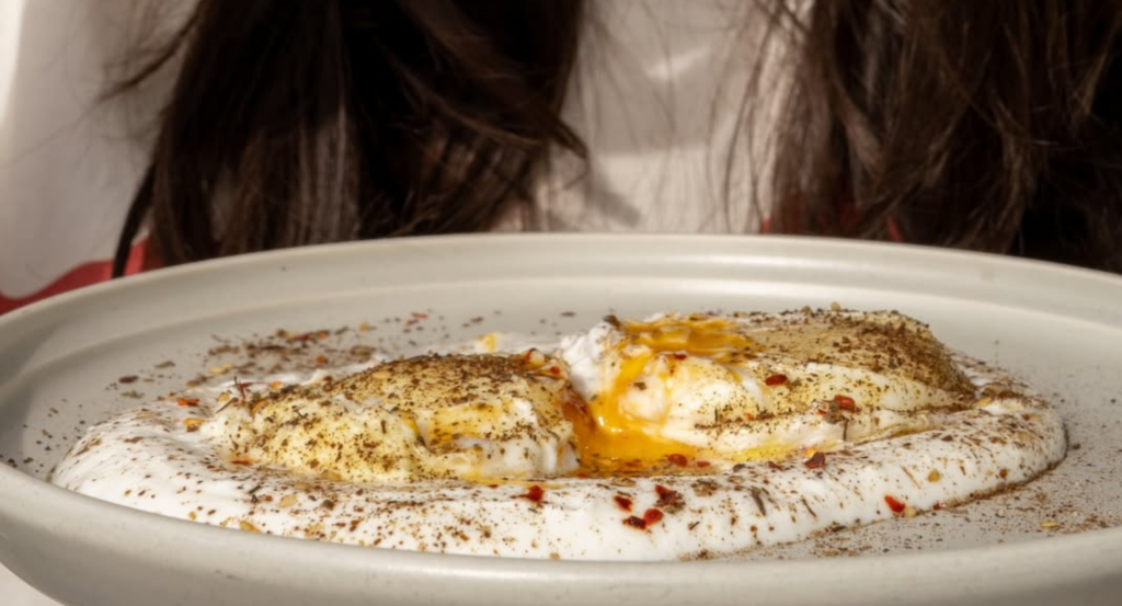 The-Hearty-Hub-Cafe-THH-1024x553 Brunch spots en Santo Domingo que tienes que probar